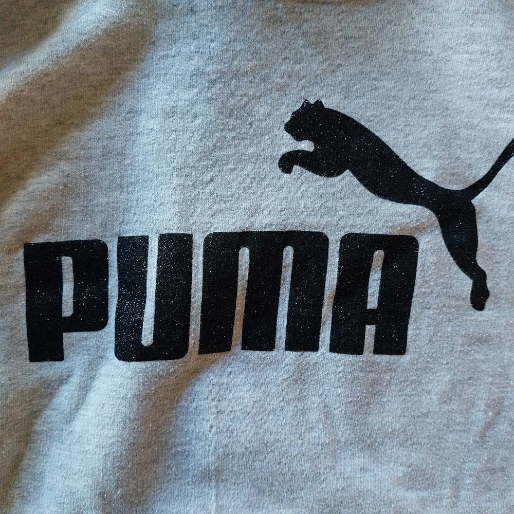 Puma Girls Hoodie with Sparkle! ✨️ - Picture 2 of 12